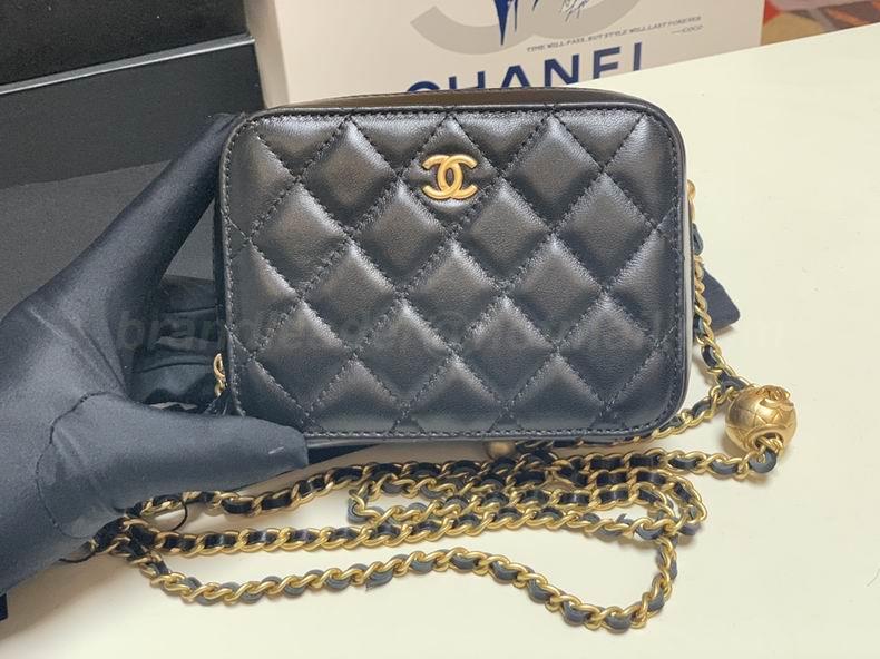 Chanel Handbags 670